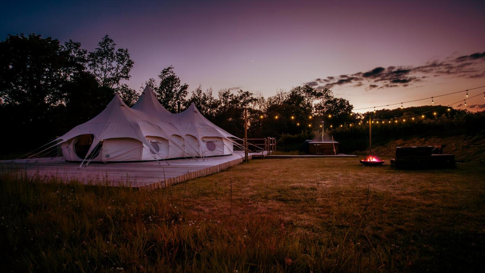 Villa Luxury Glamping Retreat In Battle Extérieur photo