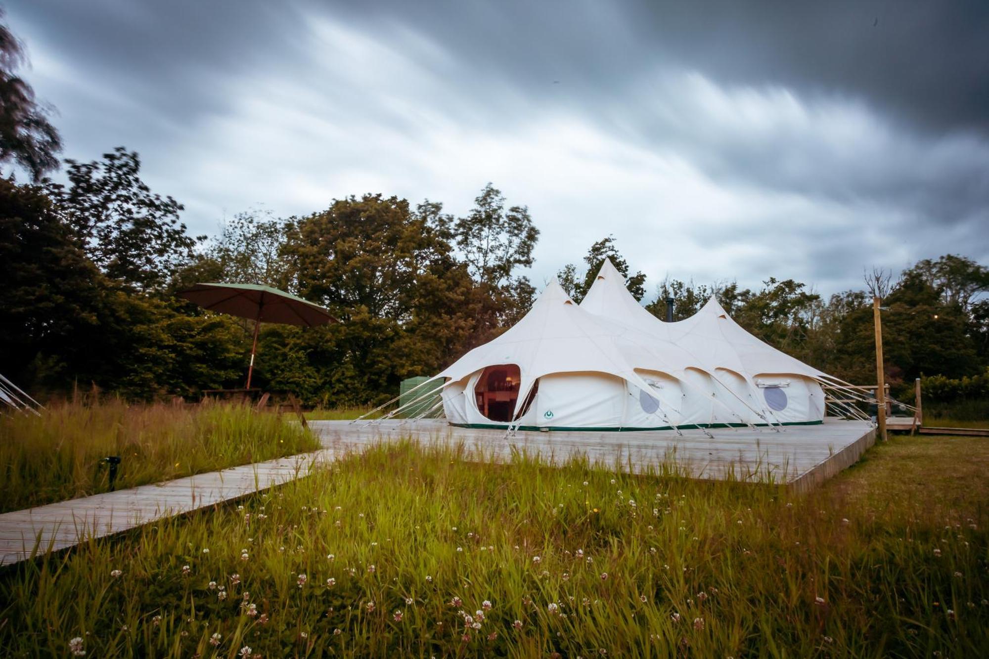 Villa Luxury Glamping Retreat In Battle Extérieur photo