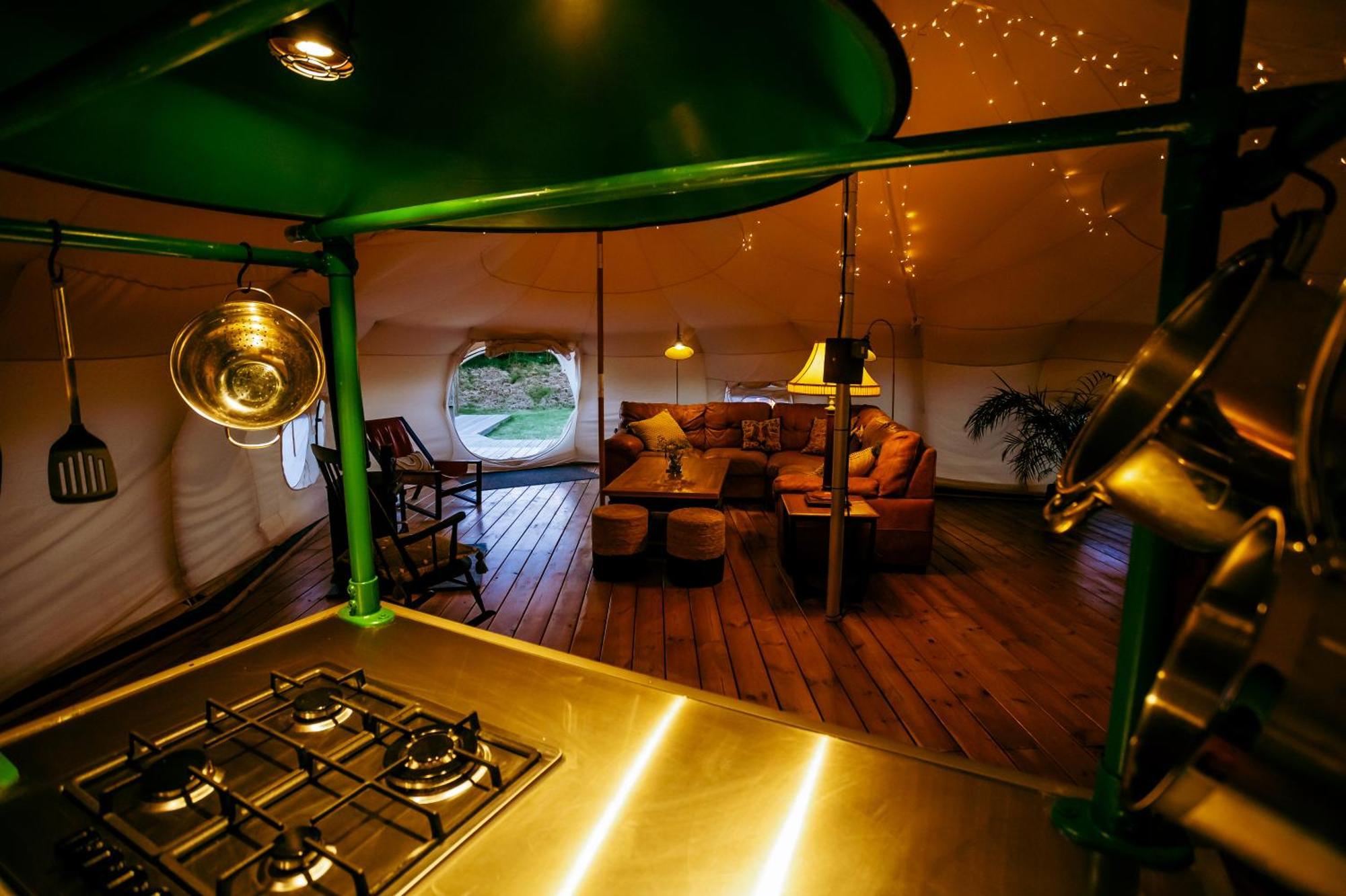 Villa Luxury Glamping Retreat In Battle Extérieur photo